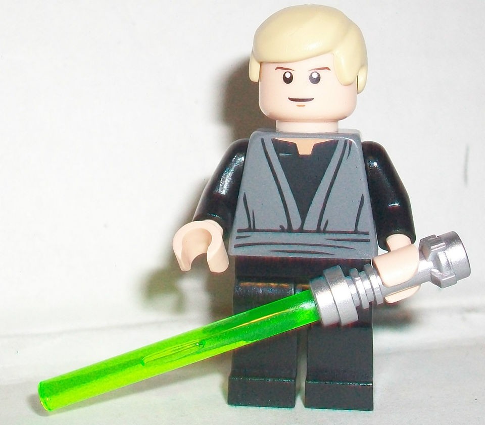 LEGO Star Wars LUKE SKYWALKER 2012 NEW Minifigure from Set 9496 Desert 