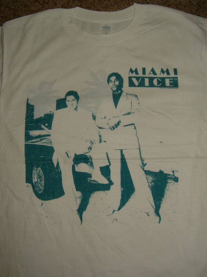 Miami Vice Tv Show Crockett & Tubbs Sitting On Car White T Shirt