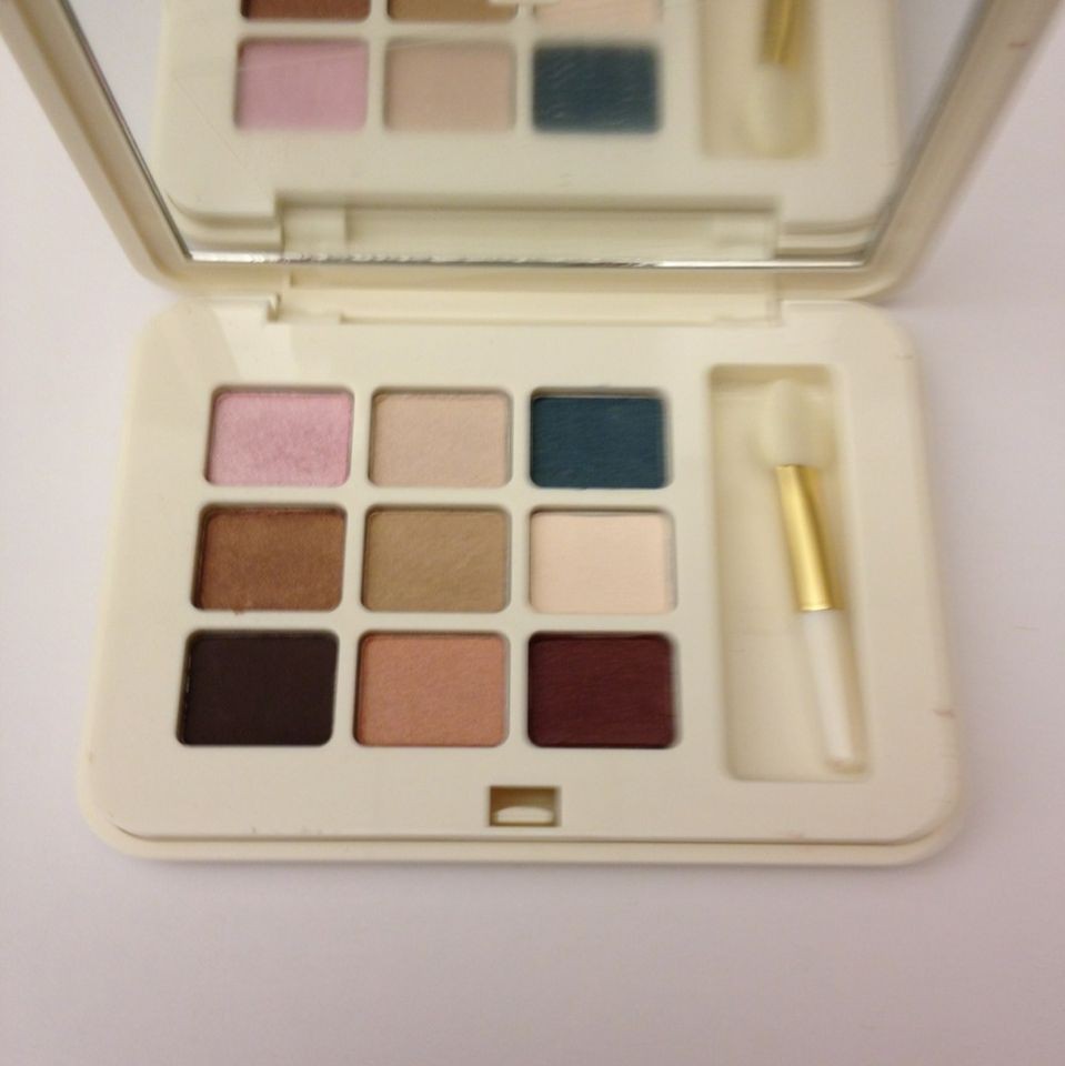 eye shadow palette