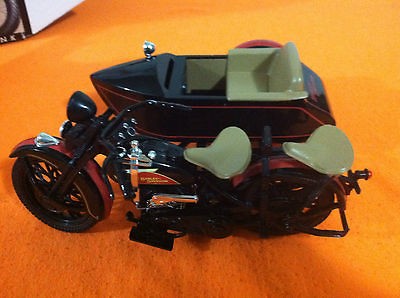 Harley Davidson 1933 Motorcycle with Sidecar Replica Bank 99198 94V