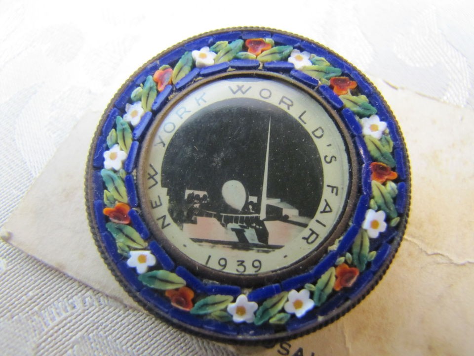 RARE* 1939 New York Worlds Fair MOSAIC Pin   micromosaic   ornate 