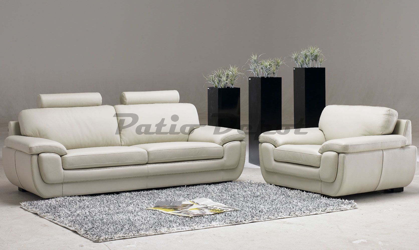 Tosh Furniture Barletta White Leather Living Room FY622