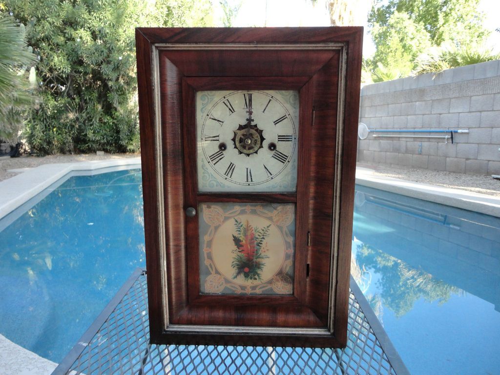 America Waterbury 8 Day (1 main spring) Clock   Excellent Condition 