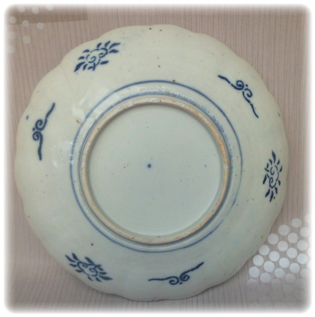 Set of Four Antique Meiji Period Japanese Imari Plates