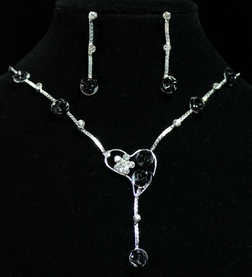    Flower Rhinestone Crystal Black Rose Necklace Earrings Set NA0152