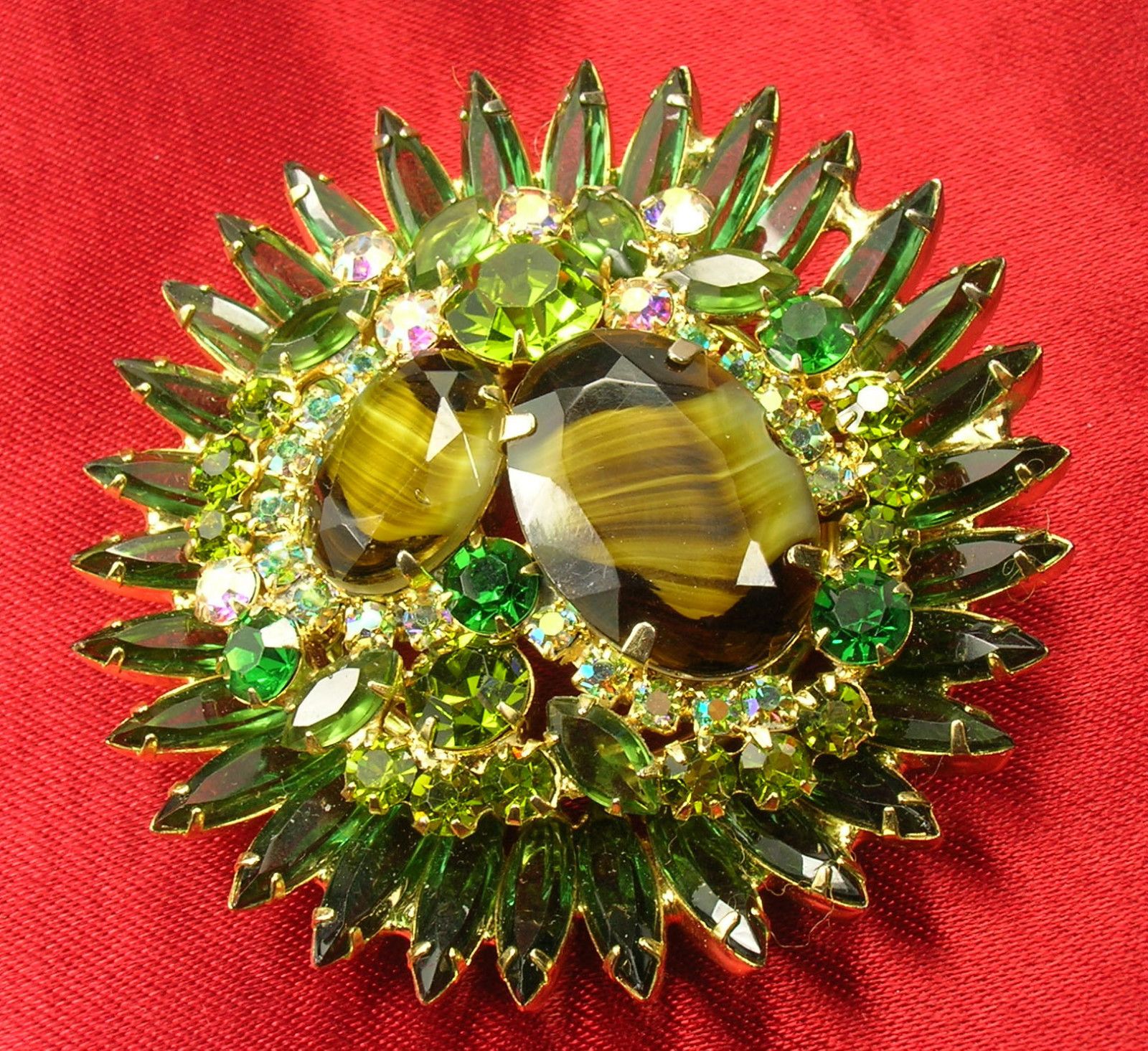 Unsigned Regency Aurora Borealis Rhinestone Brooch Art Glass Pin 