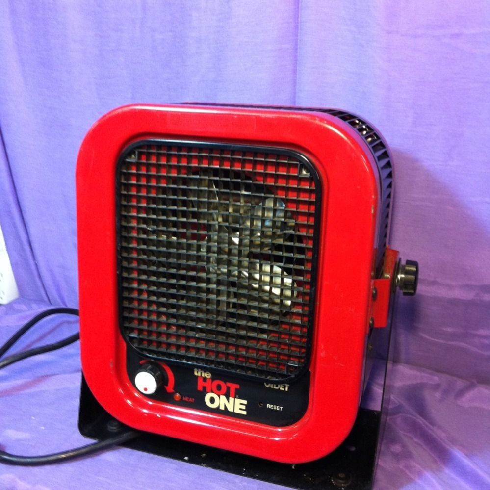 Cadet HOT ONE RCP 005 Garage Shop 220 240 V Electric Space Heater 