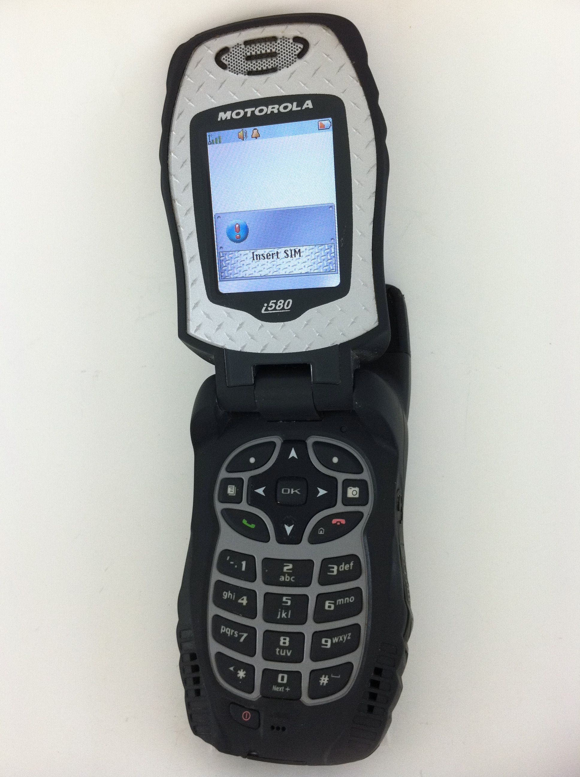 Motorola i580 Nextel Rugged PTT Flip Phone w Bluetooth 1MP Camera