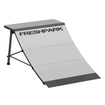  Skateboard Ramp by Freshpark