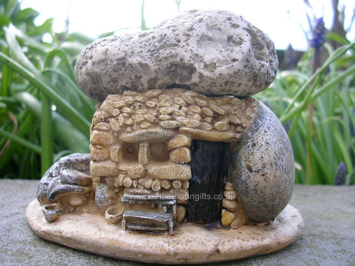 Boulder Ridge Cottage Miniature Fairy House Garden Ornament