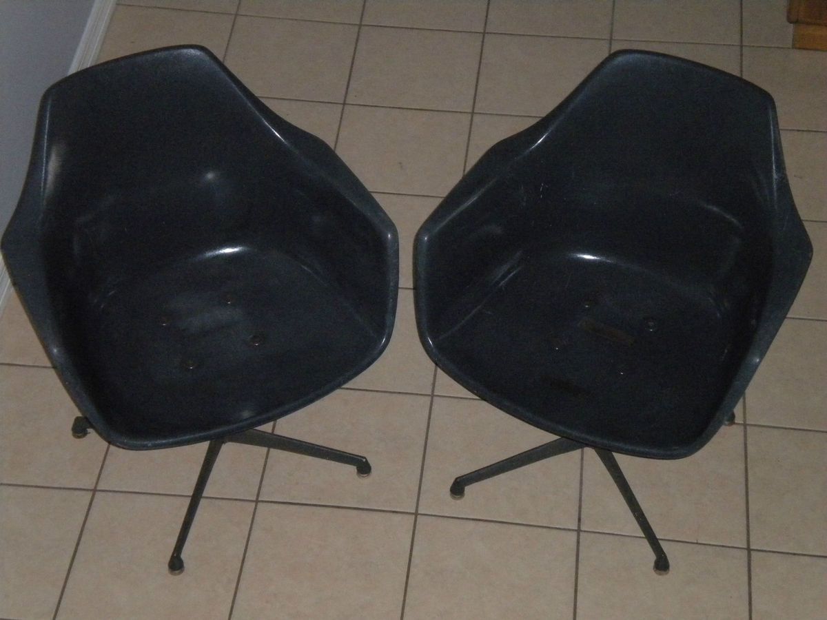 Rare Black Mid Century Signed Burke Saarinen Swivel Tulip Chairs