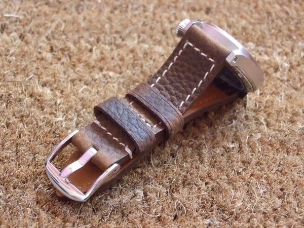 High Quality Genuine Italian Oiled Leather Watch Strap Brown 22mm Wide  