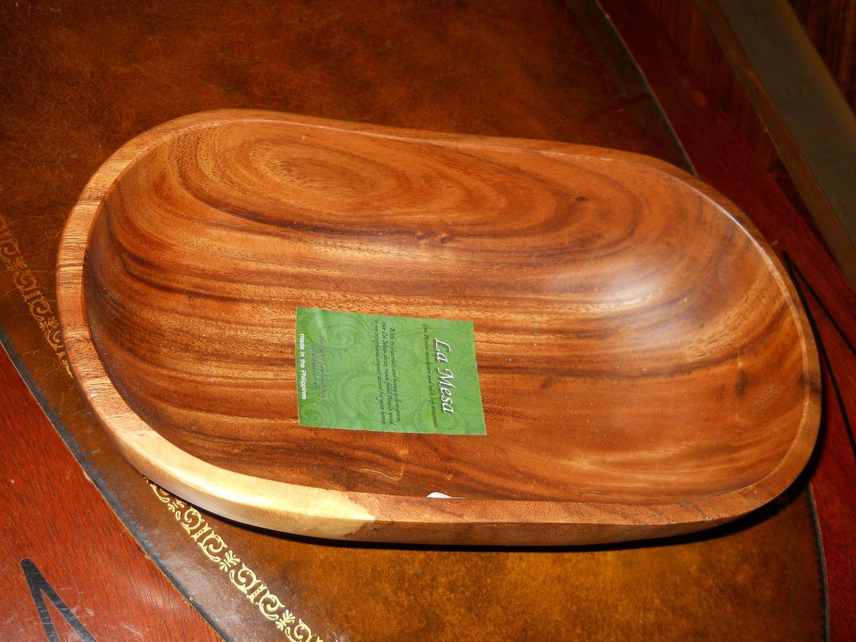 Acacia Wood Food Serving Oval Bowl La Mesa Made in Phillippines