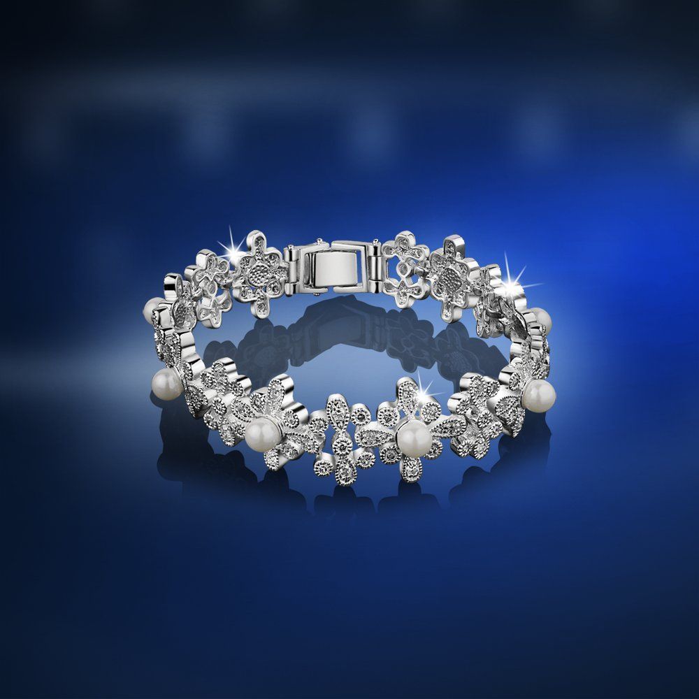 Silverware VGK054 Grace Kelly Pearl Floral Bracelet Cubic Zirconia