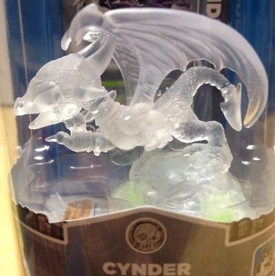 Skylanders Spyros Adventure Ultra RARE Crystal CLEAR Cynder