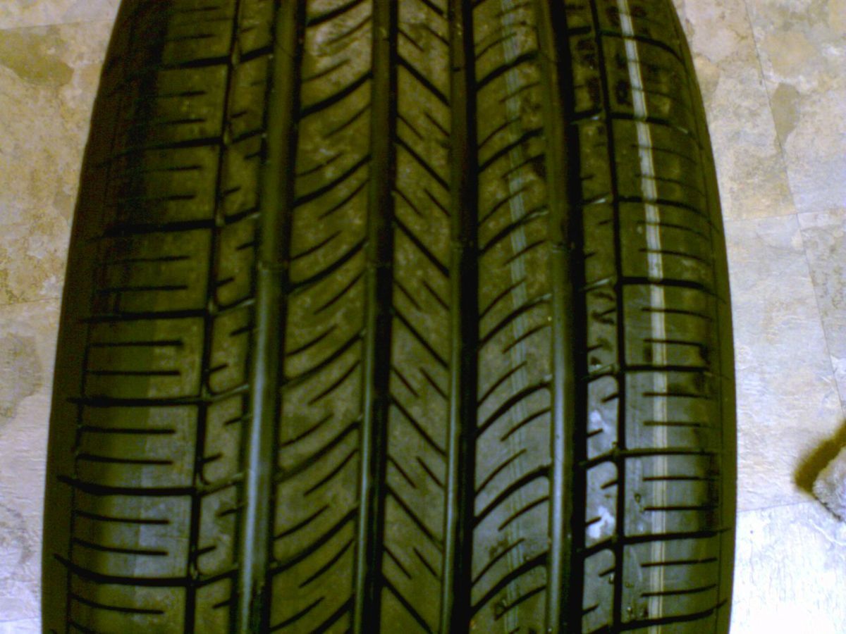 Michelin Energy MXV4 Plus 215 60R16 205 60 16 MXV Tire